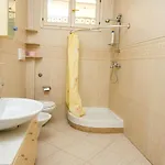Cozy In The Heart Of ! Apartamento Tirana