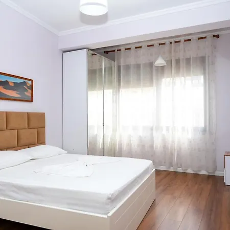 Апартаменты Cozy In The Heart Of ! *